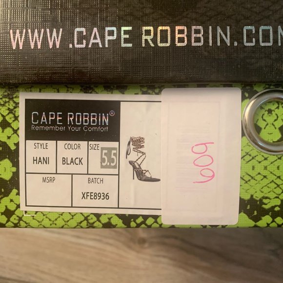 NWT CAPE ROBBIN HANI BLACK LACE UP HEELS 5.5 - Picture 7 of 7